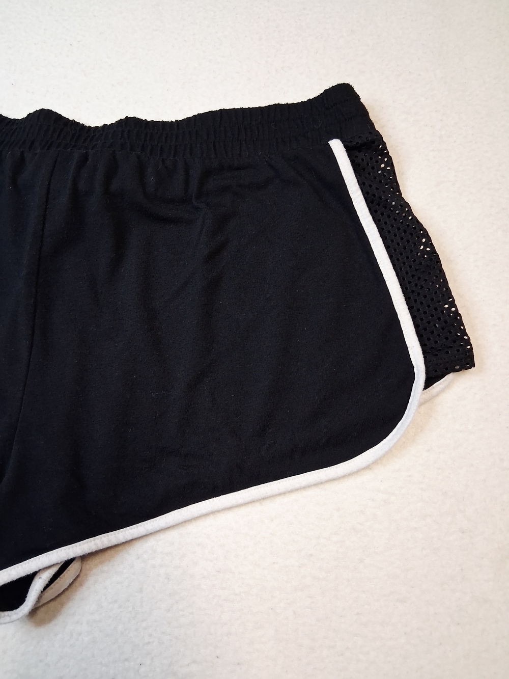 4/20$ La SENZA Black Athletic Shorts with White Trim - Picture 7 of 7